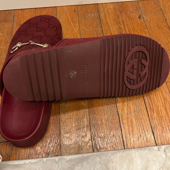 Gucci "Sol" monogram cotton canvas mules with golden bit strap /color burgundy - Picture 13 of 15